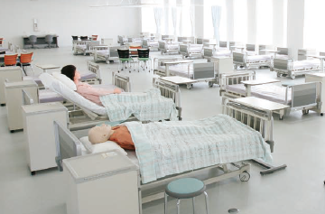 シミュレーション人形「SimMan」